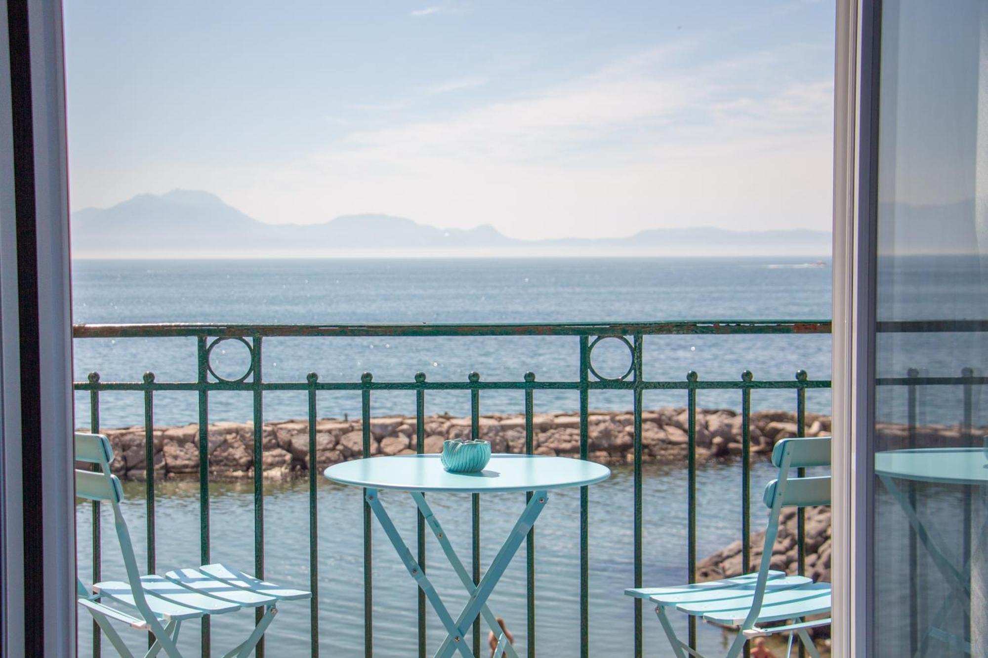 Appartement Wanderlust Aria Di Mare à Naples Extérieur photo