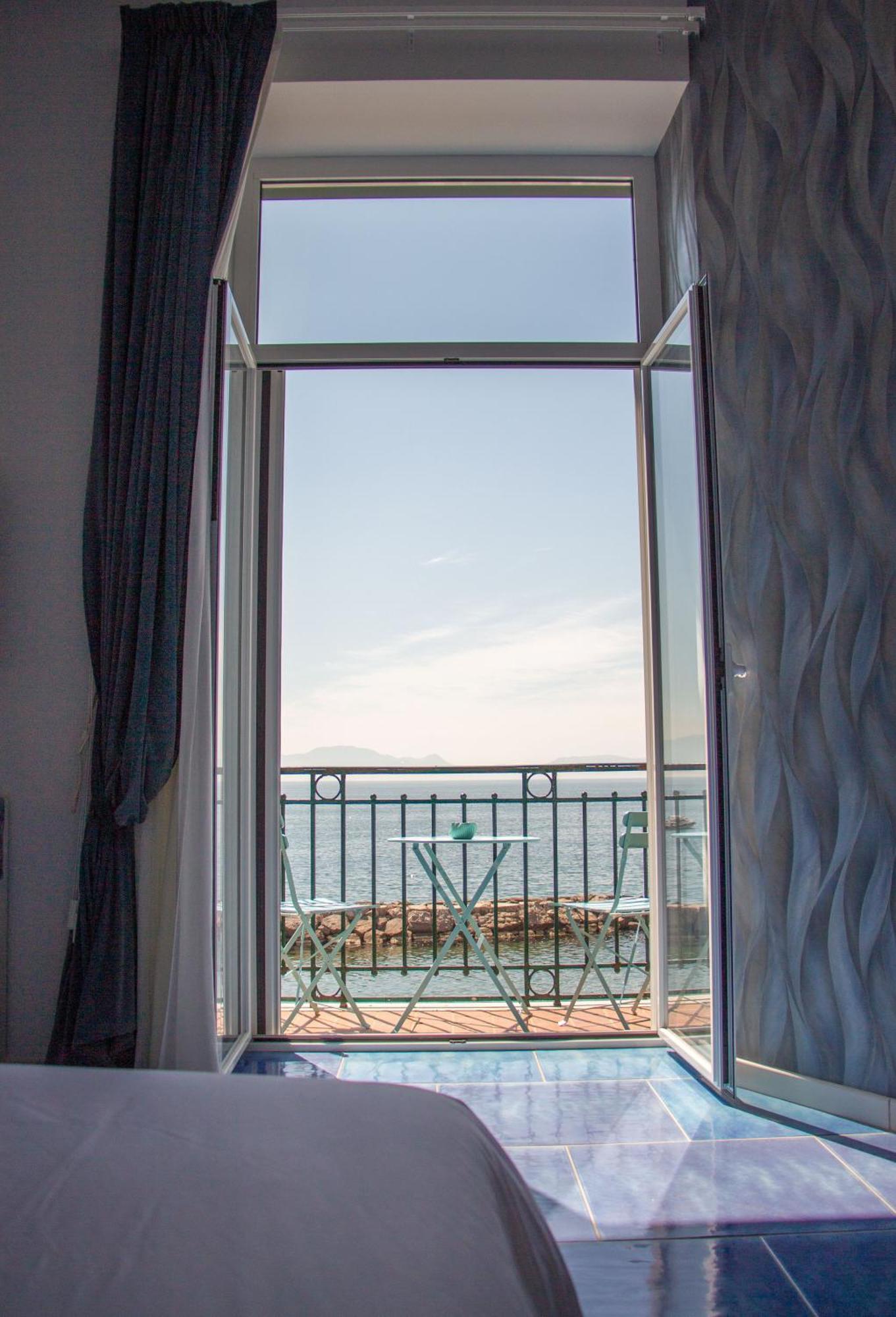 Appartement Wanderlust Aria Di Mare à Naples Extérieur photo